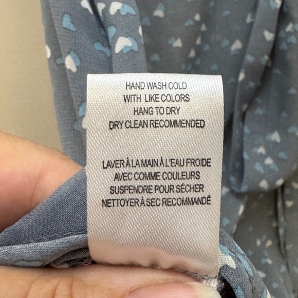 Daniel Rainn Gray Sleeveless Blouse - Picture 3 of 9